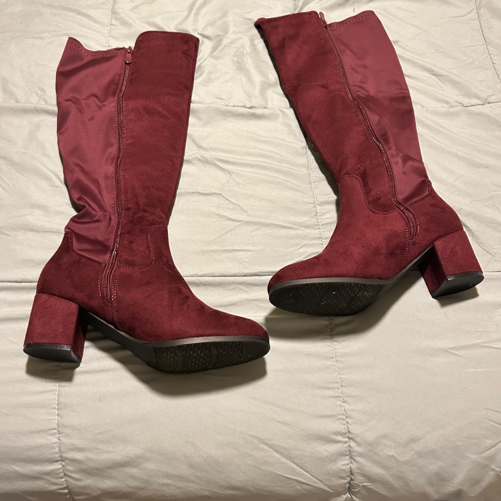 Boots - Picture 5 of 5